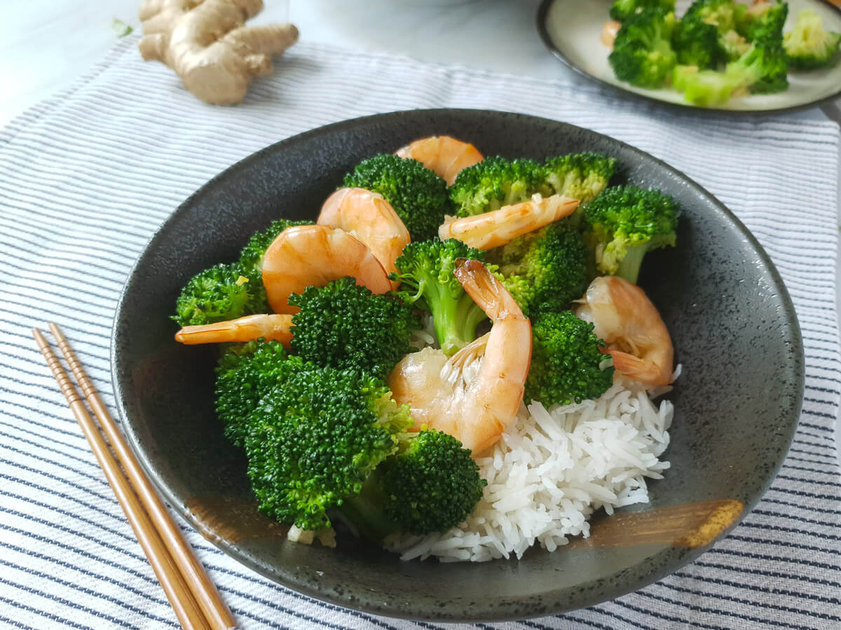 Broccoli and Shrimp Stir-fry